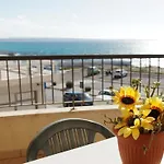 Bella Vista Apartment *